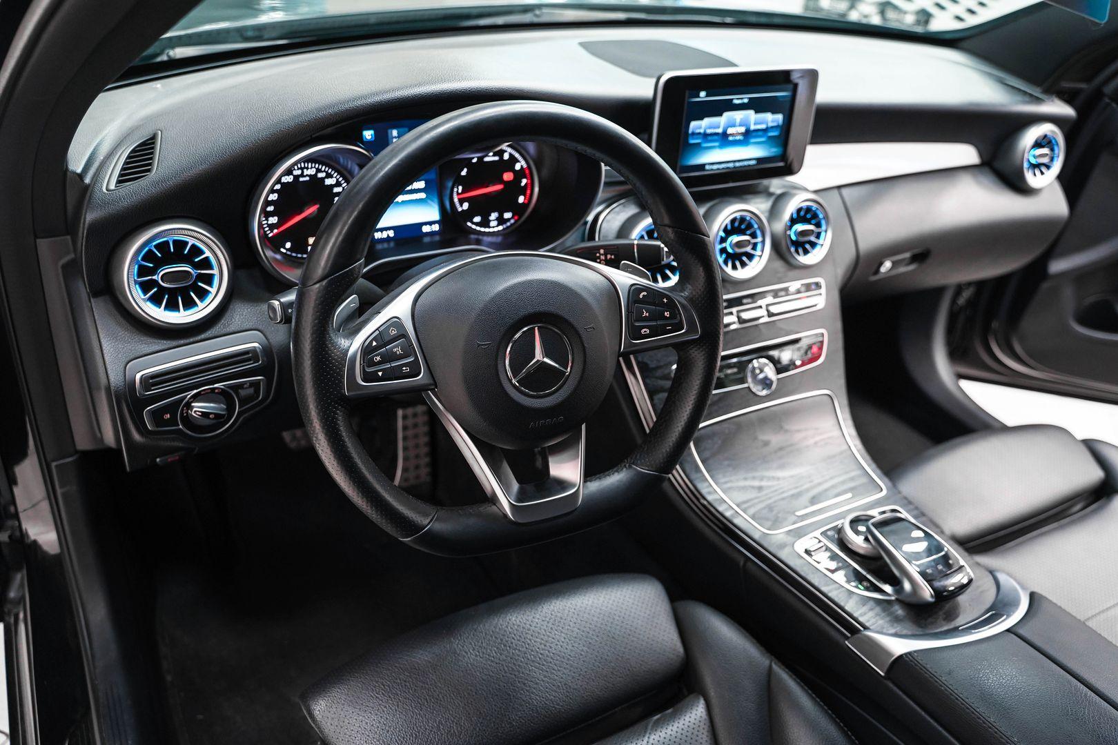 Mercedes-Benz C-Класс 2016, черный, ДЦ Орехово