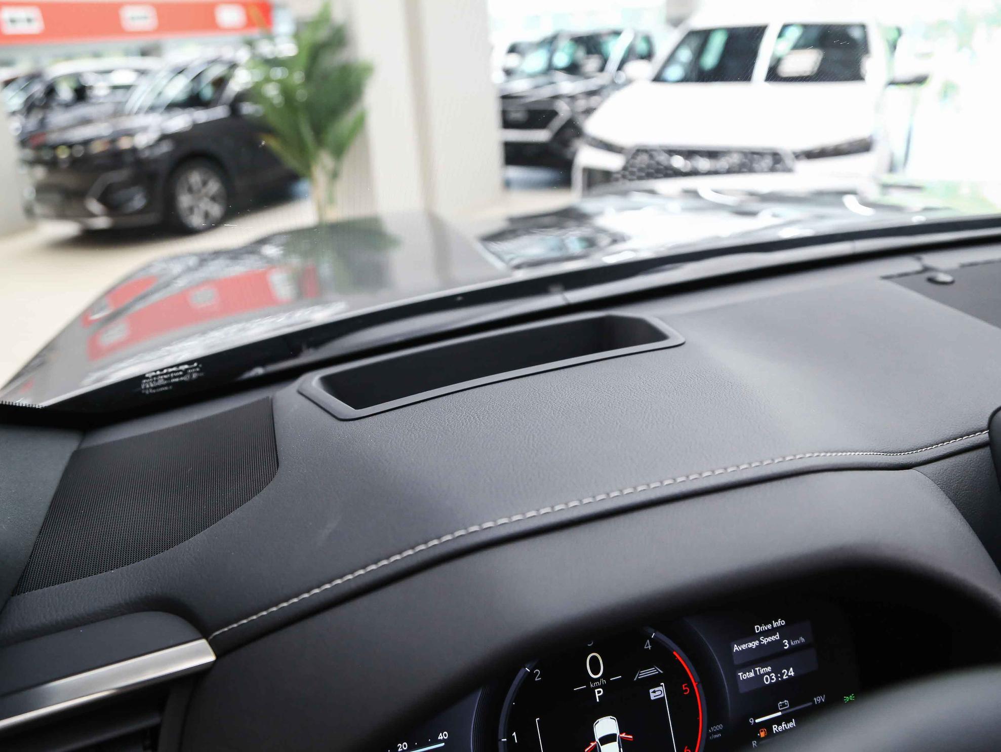 Lexus LX 2026, серый, ДЦ Орехово