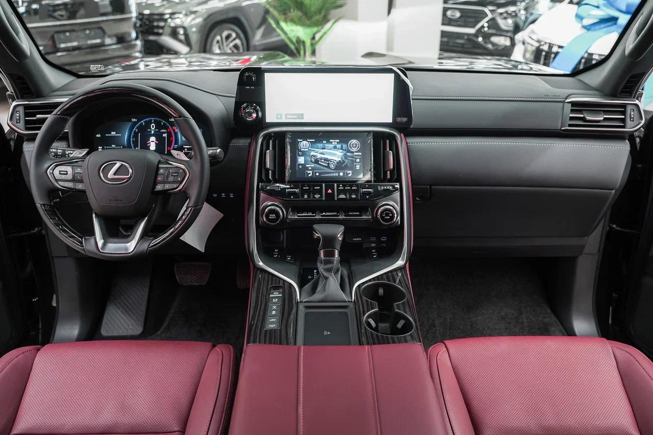 Lexus LX 2026, черный, ДЦ Орехово