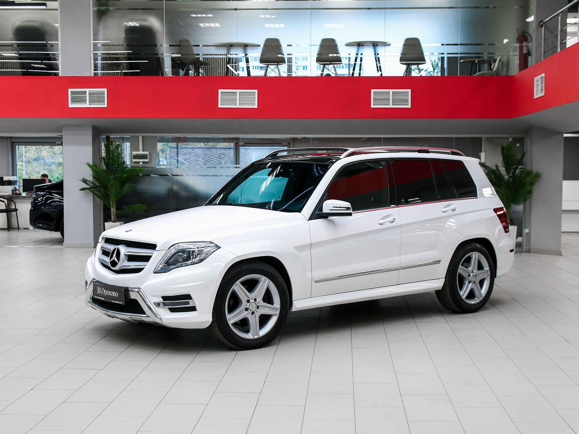 Mercedes-Benz GLK-Класс 2015, белый, ДЦ Орехово