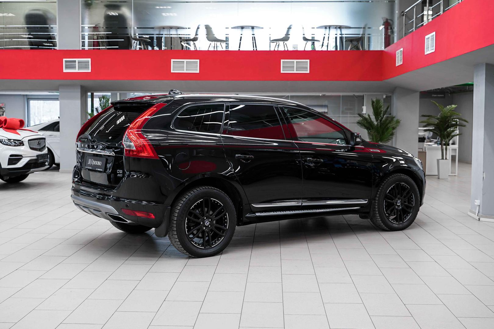 Volvo XC60 2013, черный, ДЦ Орехово