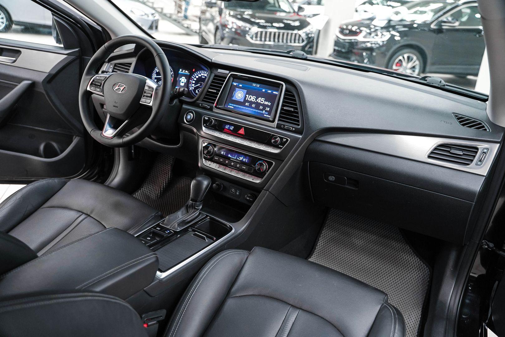 Hyundai Sonata 2017, черный, ДЦ Орехово