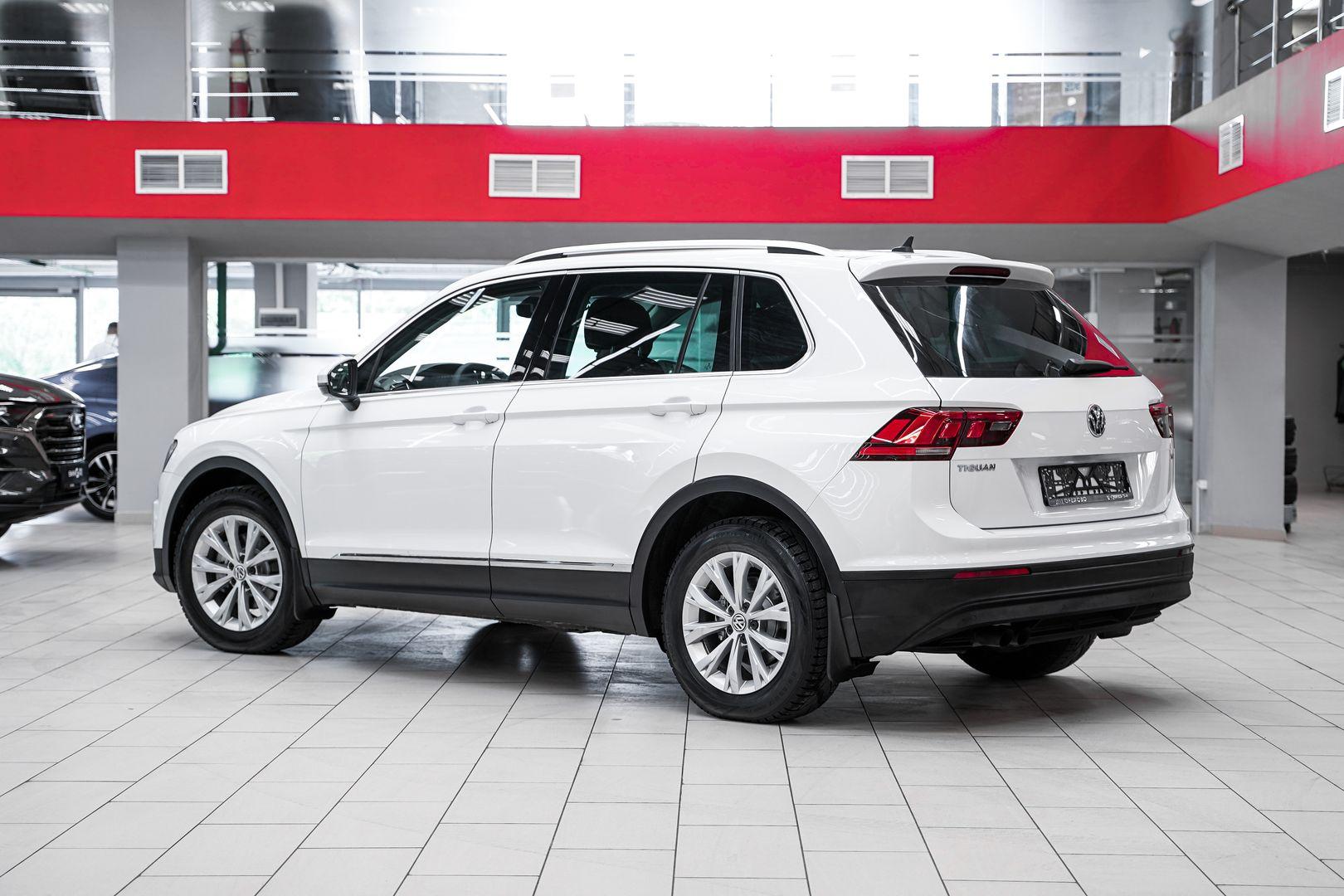 Volkswagen Tiguan 2017, белый, ДЦ Орехово