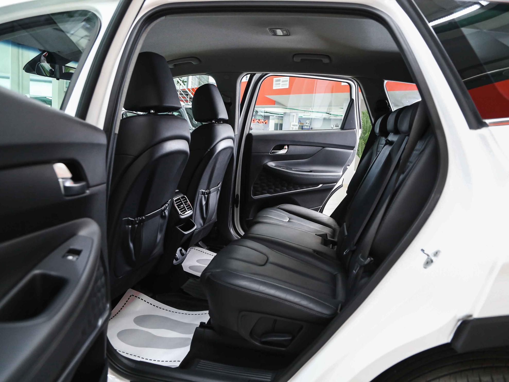 Hyundai Santa Fe 2019, белый, ДЦ Орехово