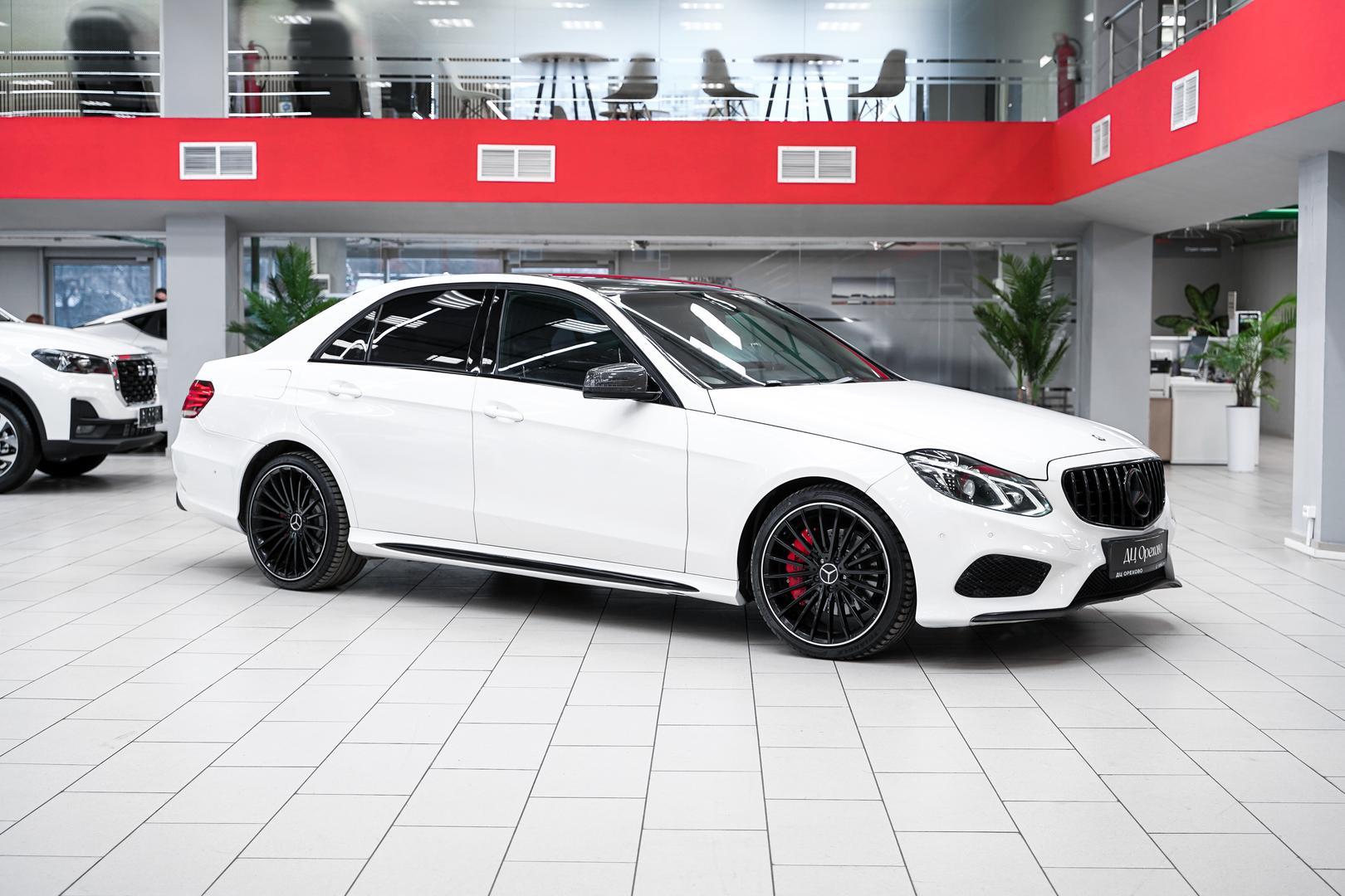 Mercedes-Benz E-Класс 2014, белый, ДЦ Орехово