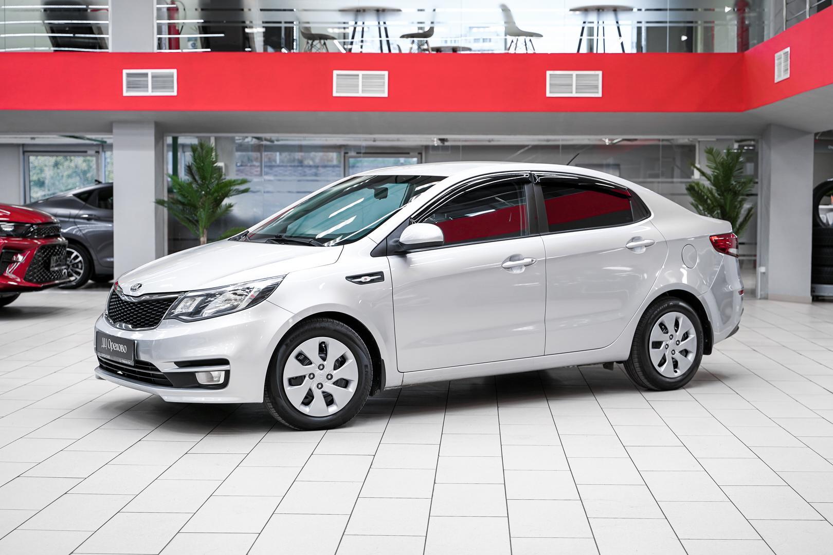Kia Rio 2015, серебряный, ДЦ Орехово