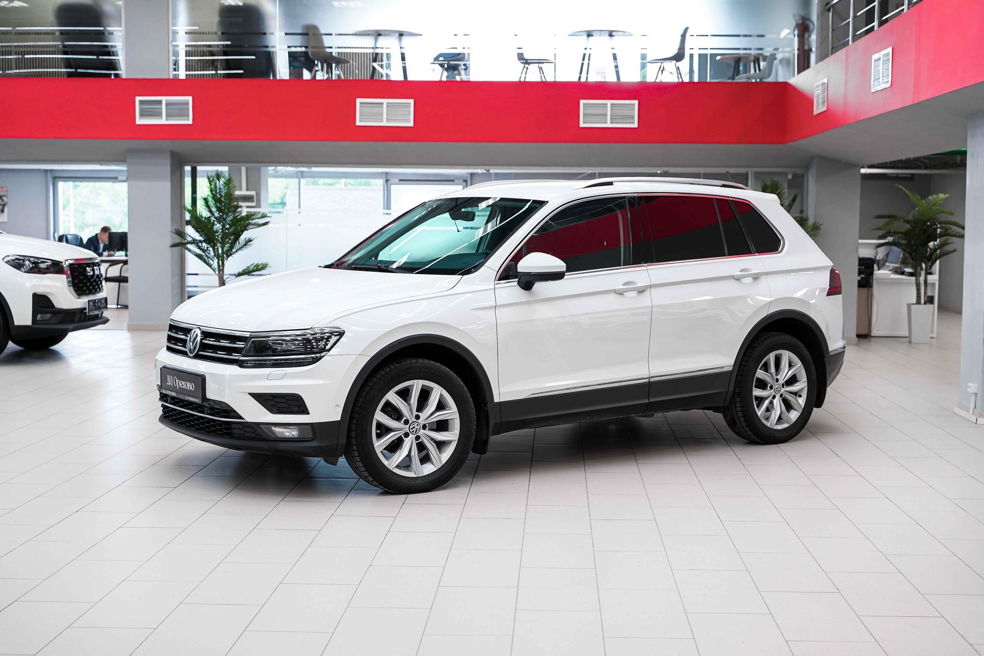 Volkswagen Tiguan 2017, белый, ДЦ Орехово