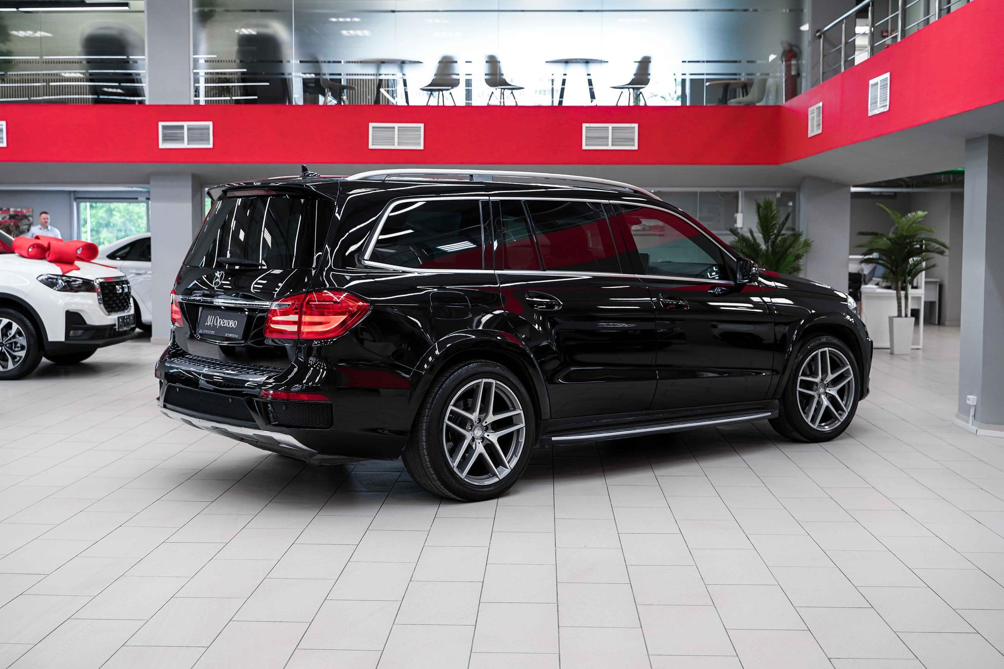 Mercedes-Benz GL-Класс 2015, черный, ДЦ Орехово