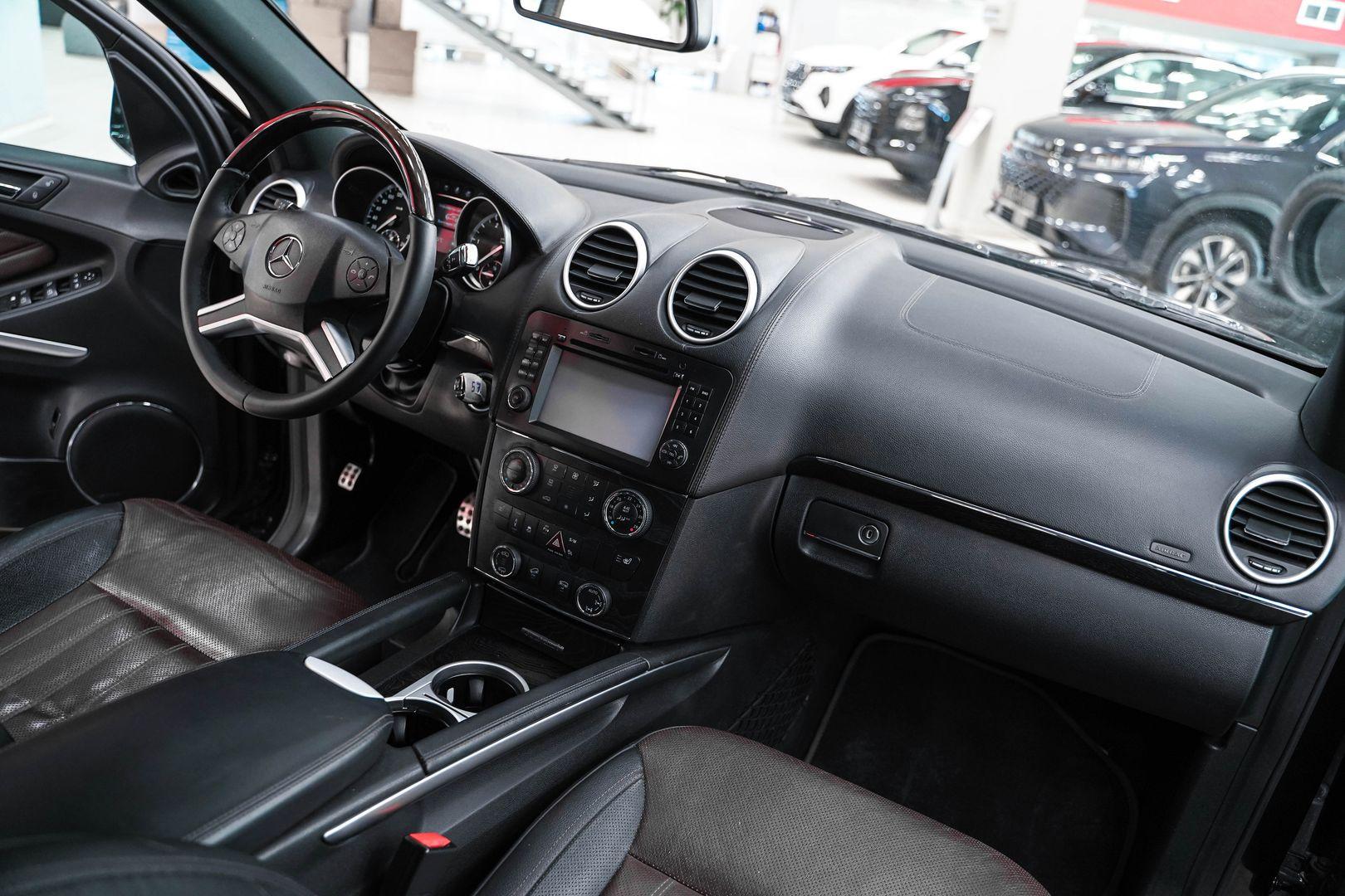 Mercedes-Benz GL-Класс 2012, черный, ДЦ Орехово