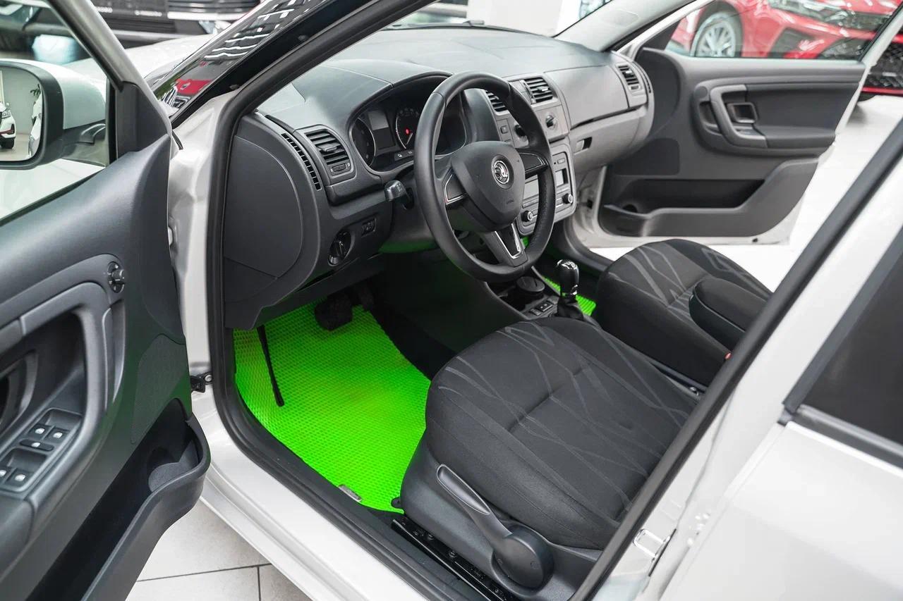 Skoda Fabia 2014, серый, ДЦ Орехово