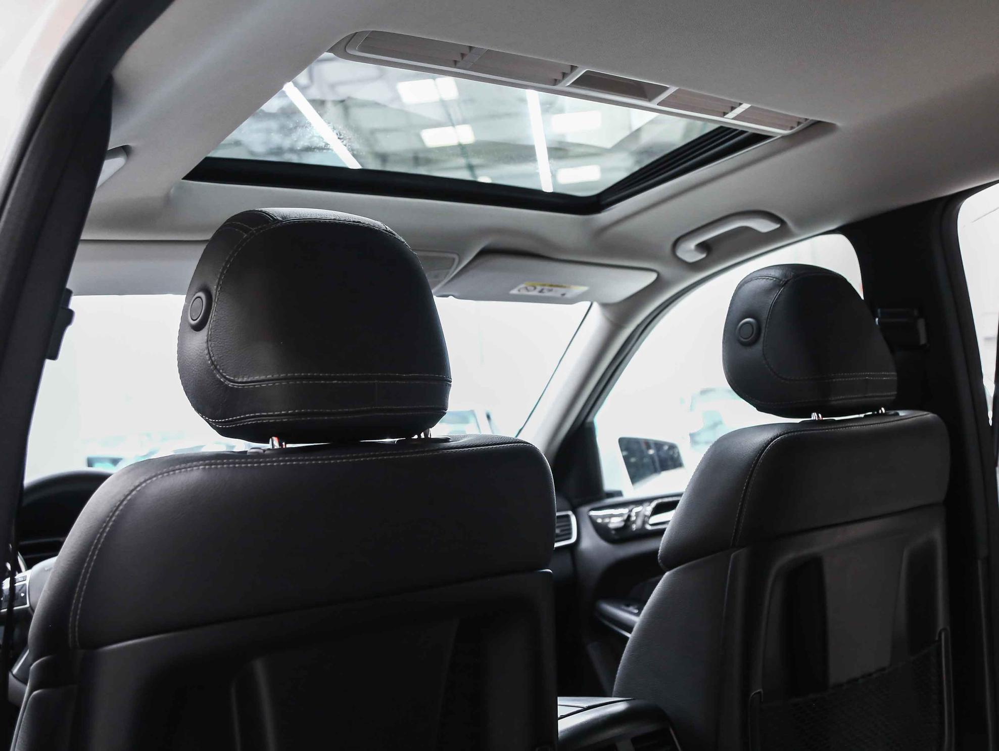 Mercedes-Benz GL-Класс 2014, белый, ДЦ Орехово