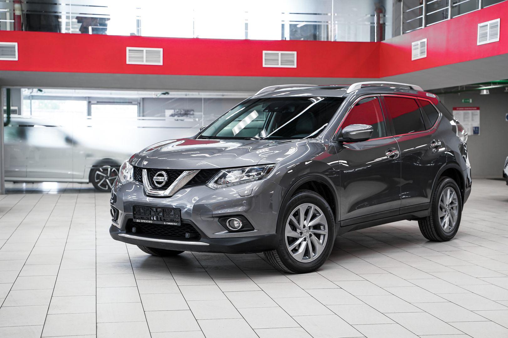 Nissan X-Trail 2015, серый, ДЦ Орехово
