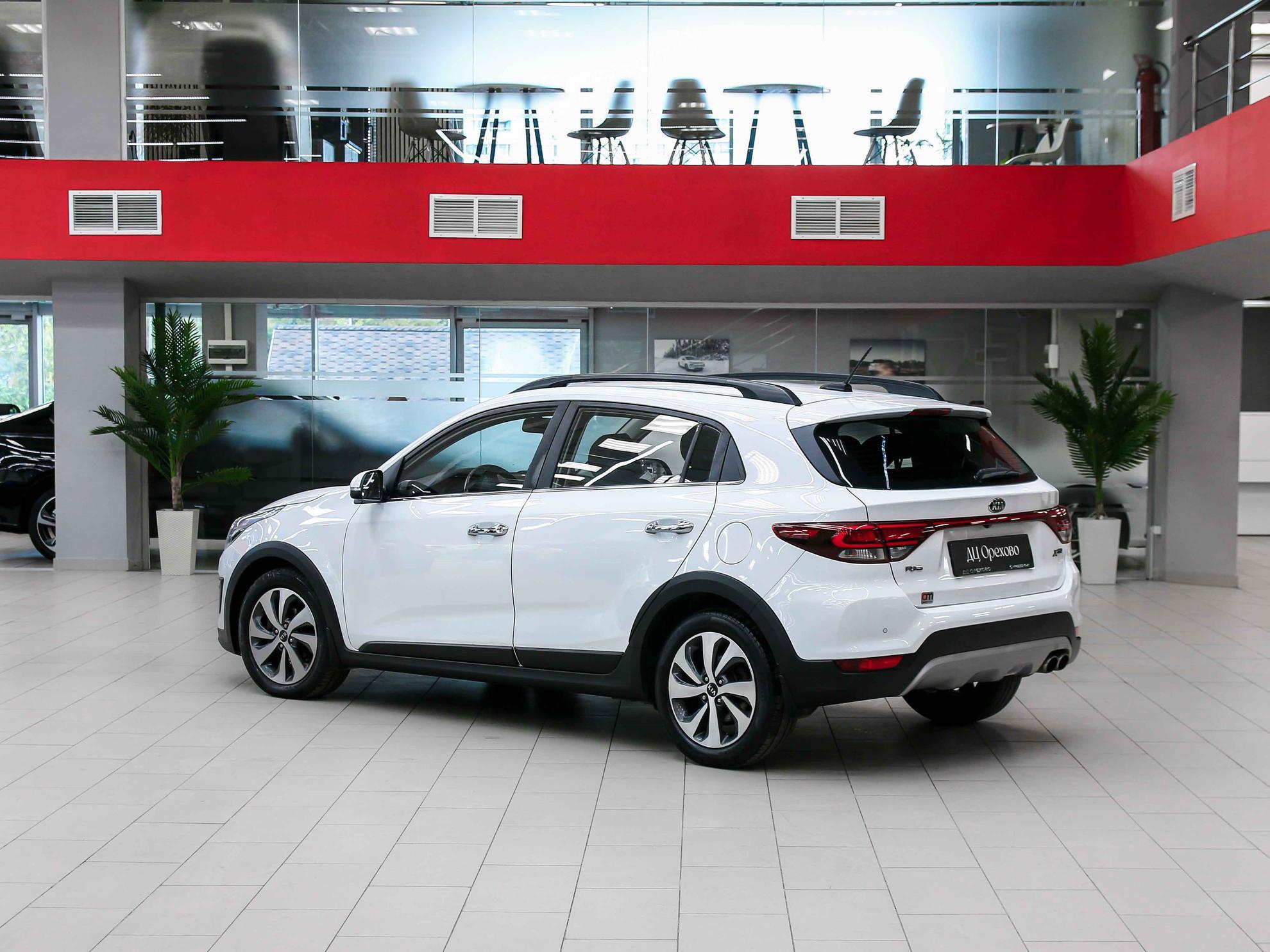 Kia Rio X-Line 2018, белый, ДЦ Орехово