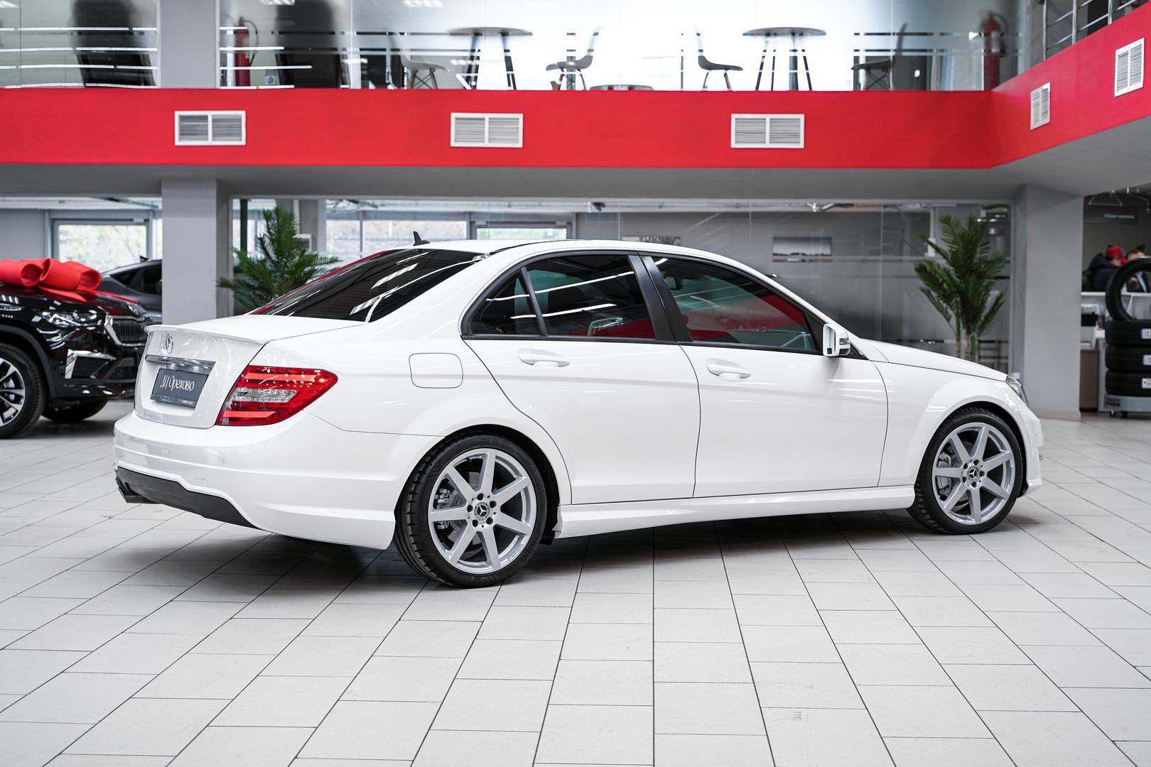 Mercedes-Benz C-Класс 2012, белый, ДЦ Орехово