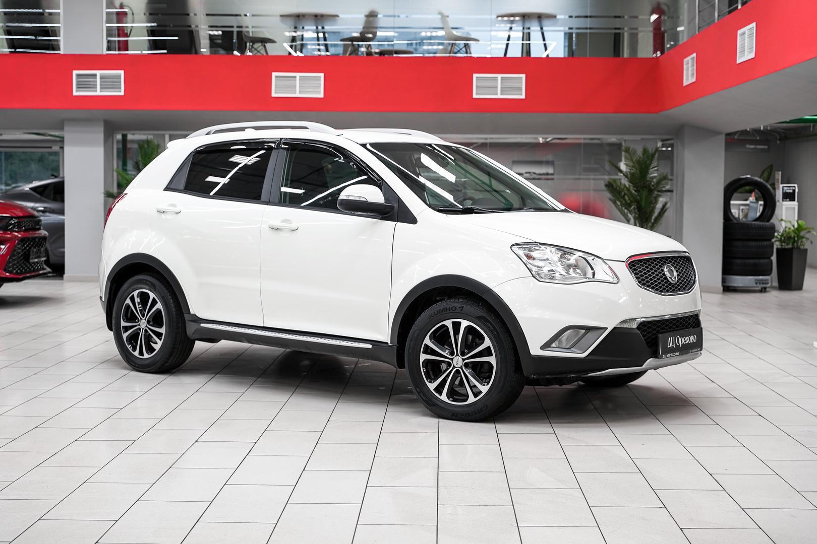 SsangYong Actyon 2011, белый, ДЦ Орехово