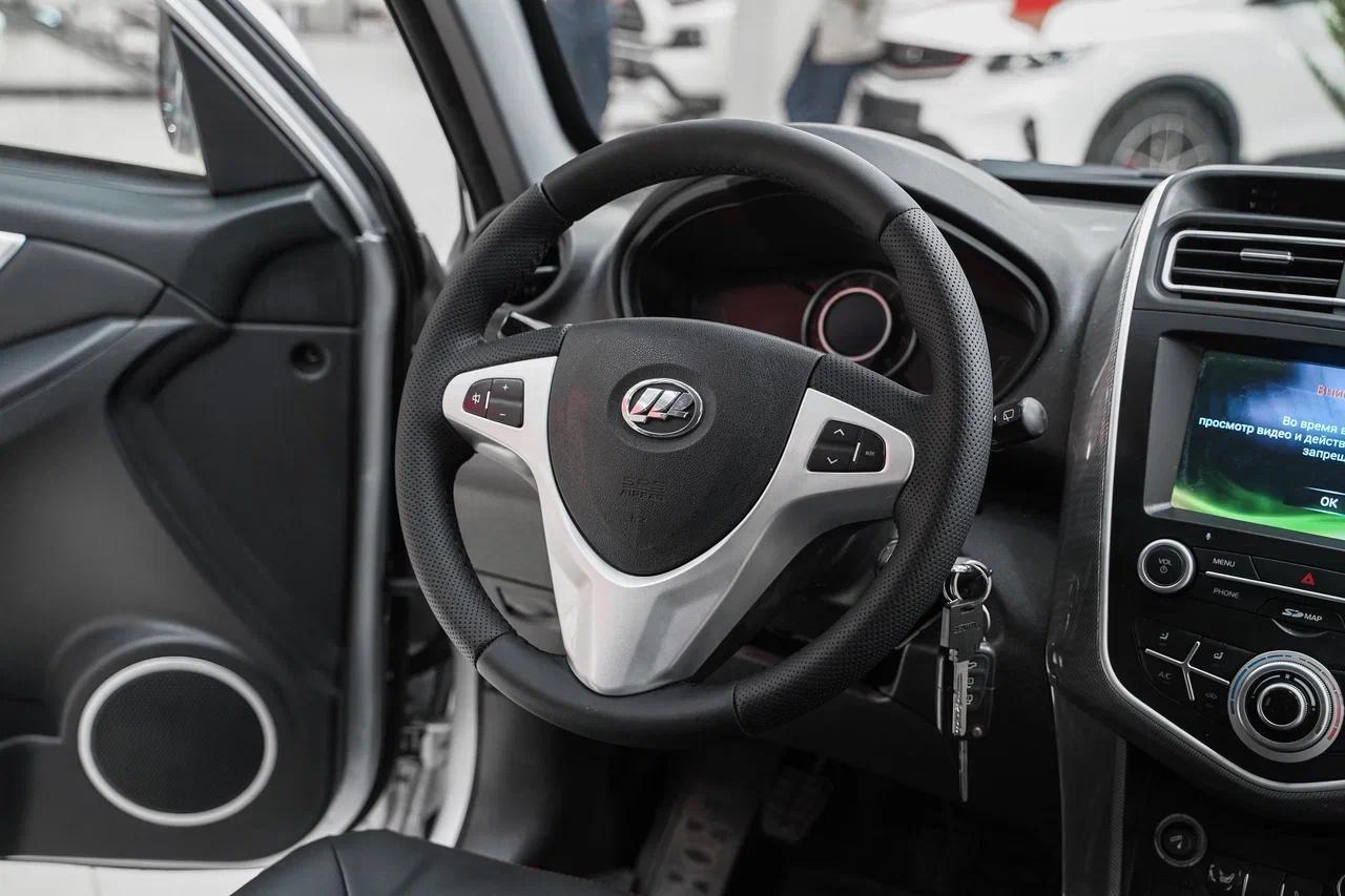 Lifan X60 2017, серебряный, ДЦ Орехово