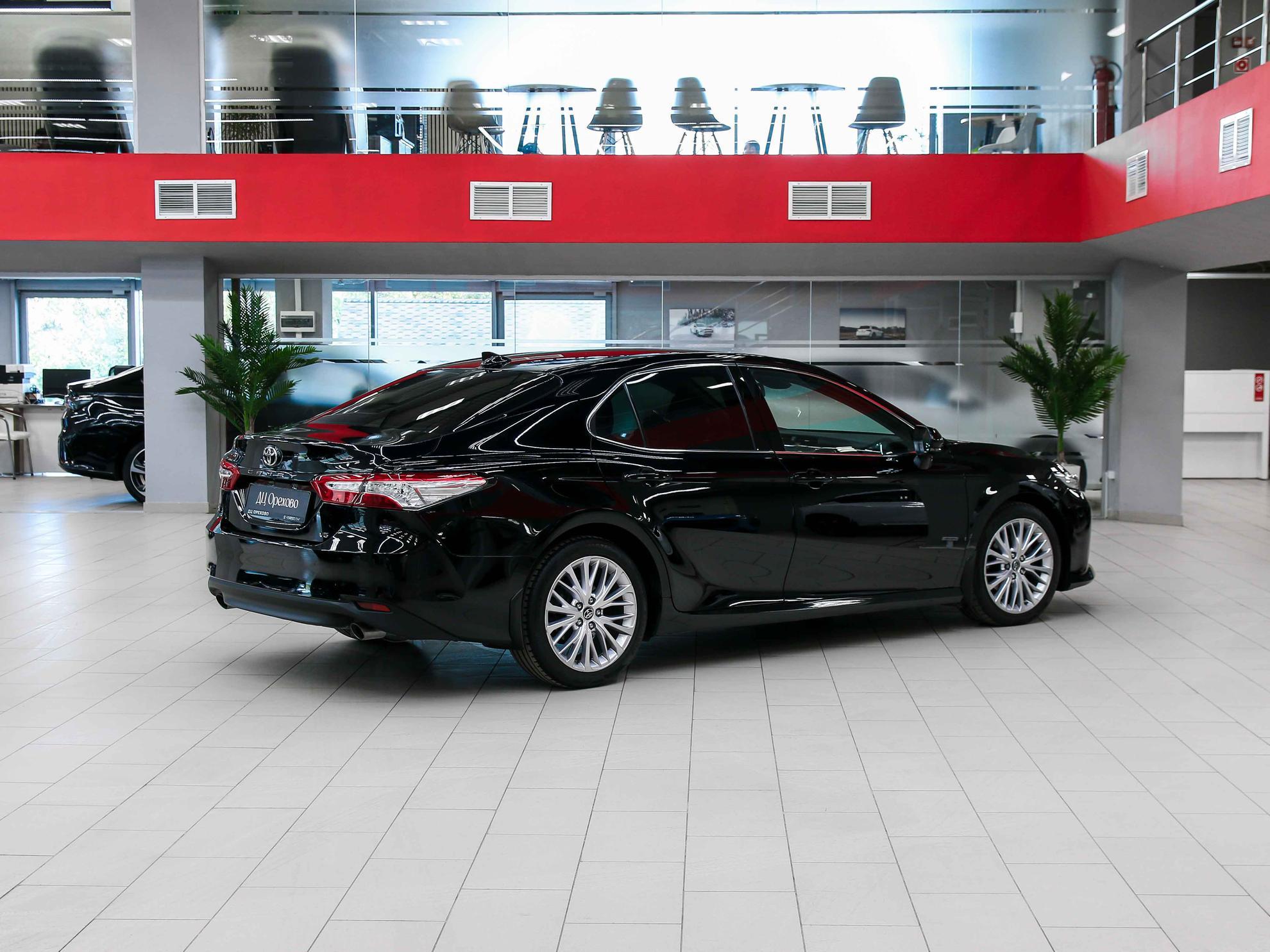 Toyota Camry 2019, черный, ДЦ Орехово