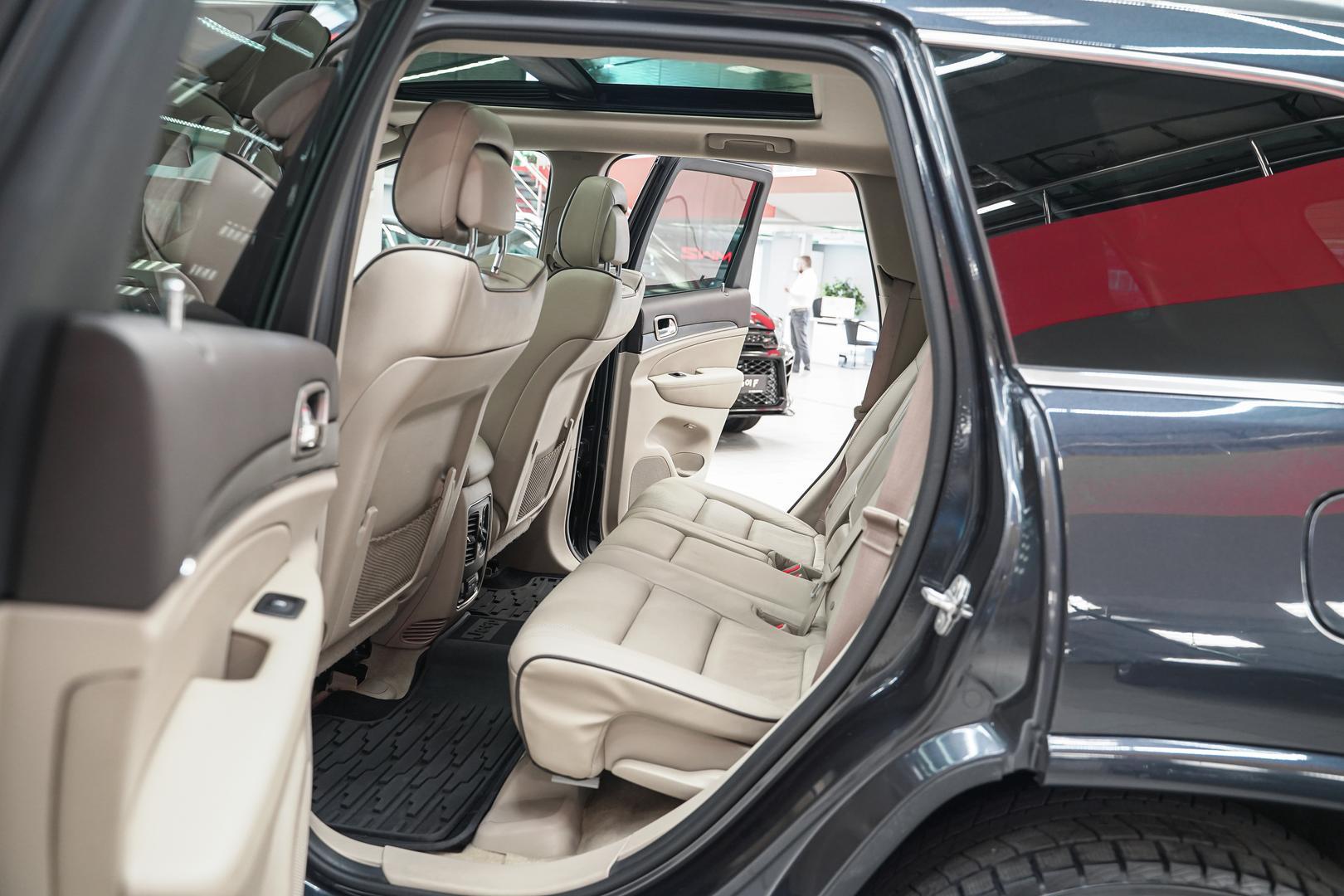 Jeep Grand Cherokee 2013, серый, ДЦ Орехово