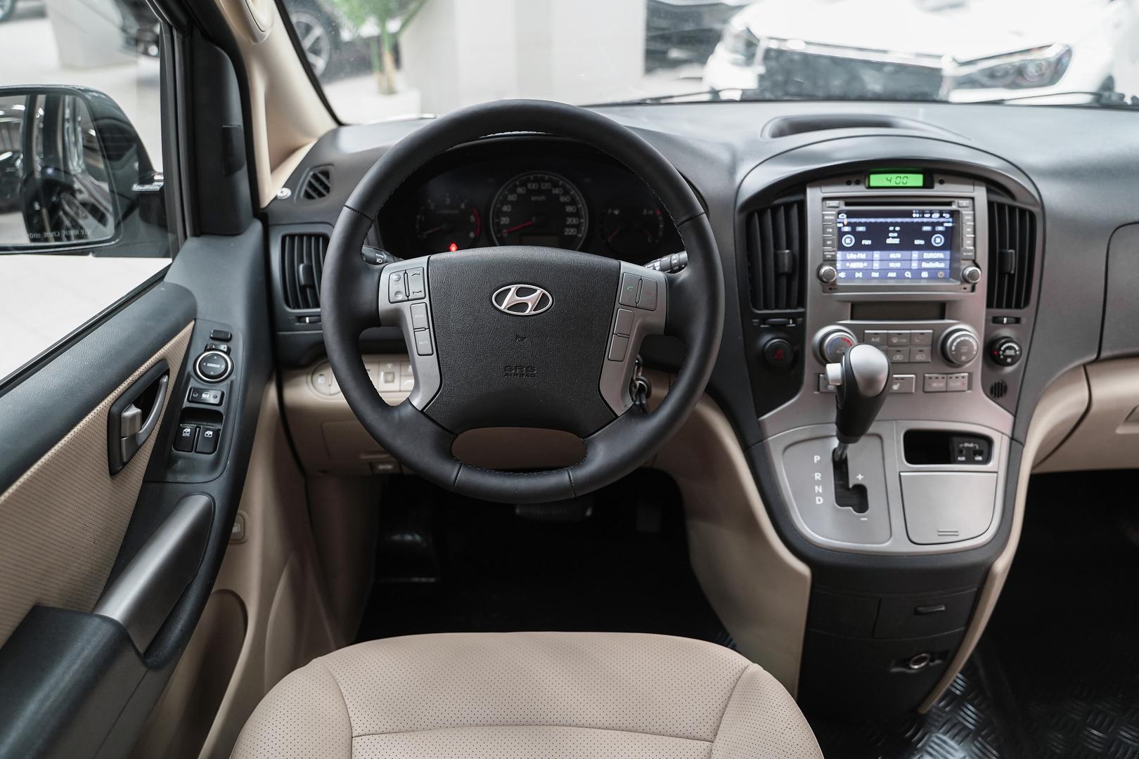 Hyundai Grand Starex 2012, черный, ДЦ Орехово