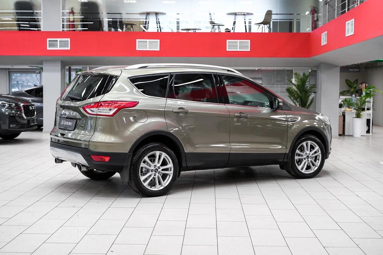Ford Kuga 2013, серый, ДЦ Орехово