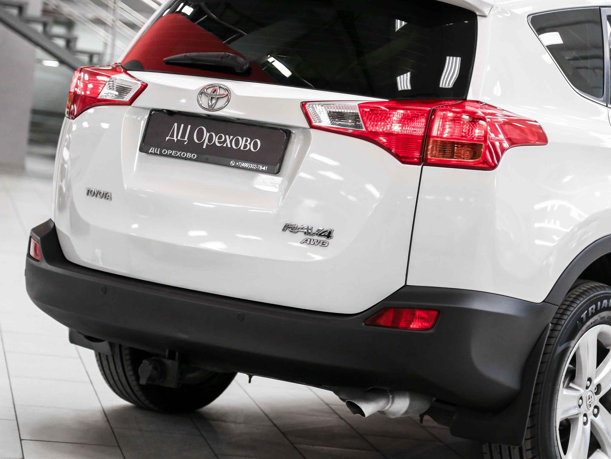 Toyota RAV4 2013, белый, ДЦ Орехово