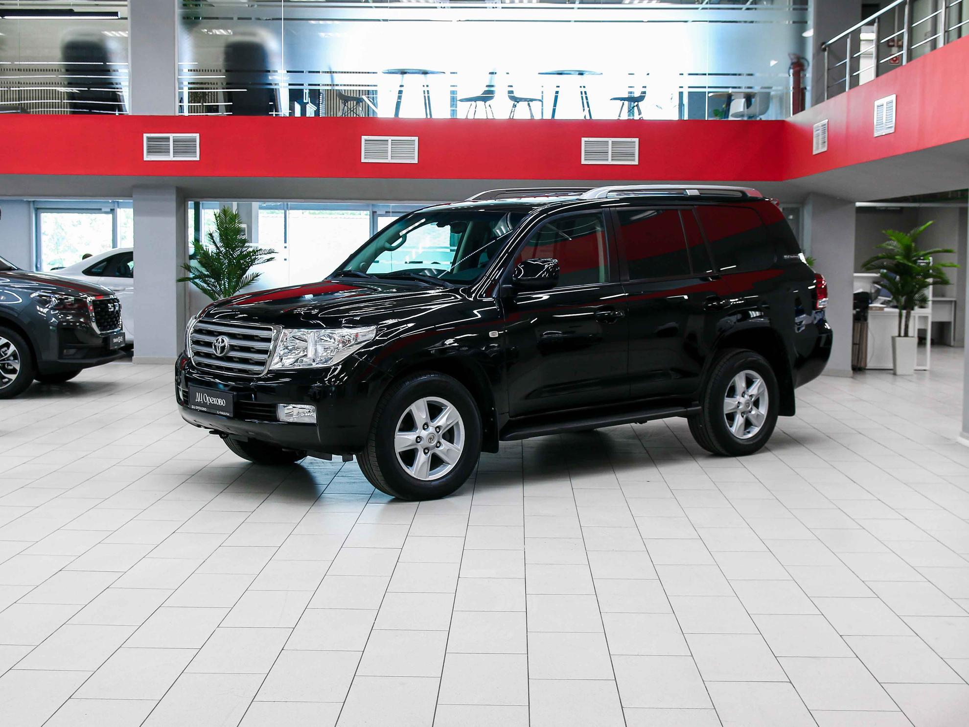 Toyota Land Cruiser 2011, черный, ДЦ Орехово