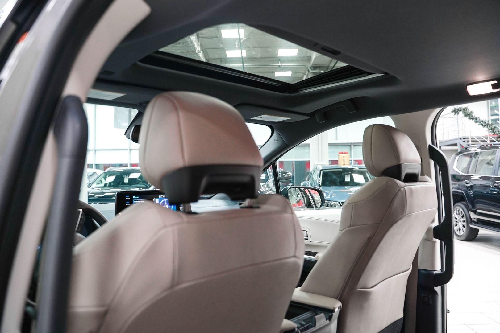 Toyota Sienna 2021, серый, ДЦ Орехово
