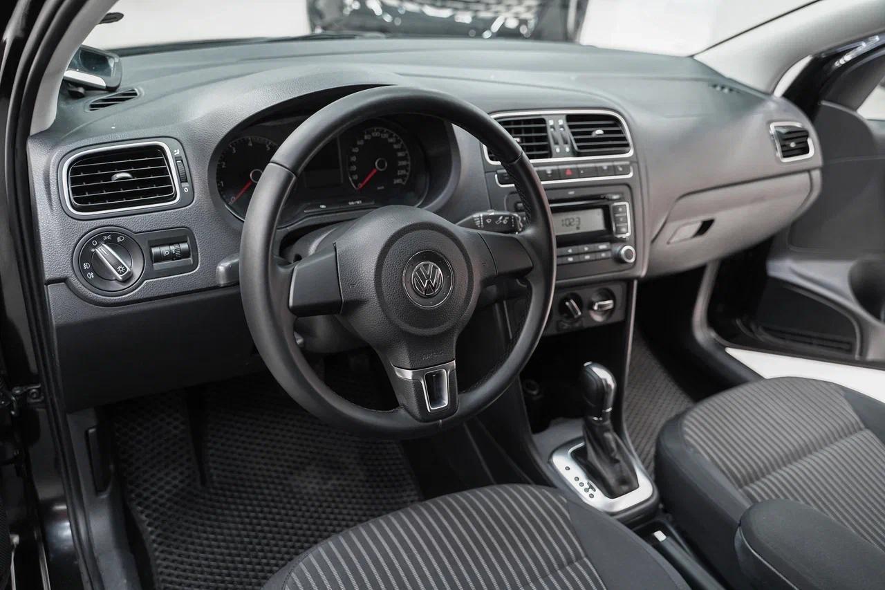 Volkswagen Polo 2012, черный, ДЦ Орехово