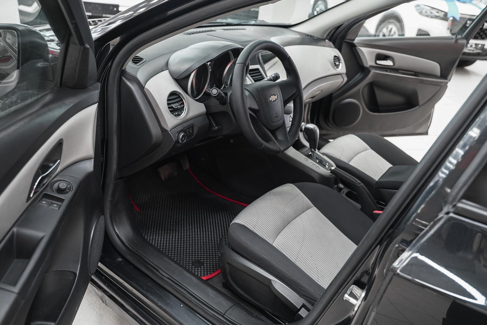 Chevrolet Cruze 2012, черный, ДЦ Орехово