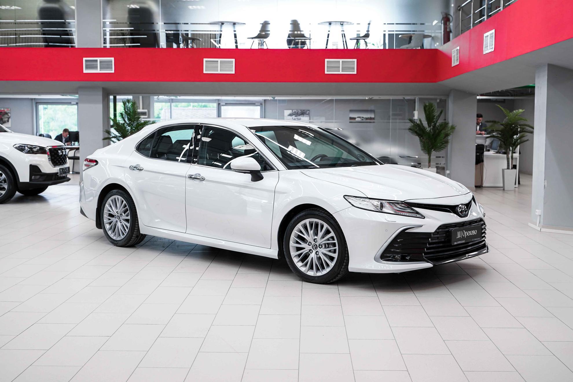 Toyota Camry 2019, черный, ДЦ Орехово