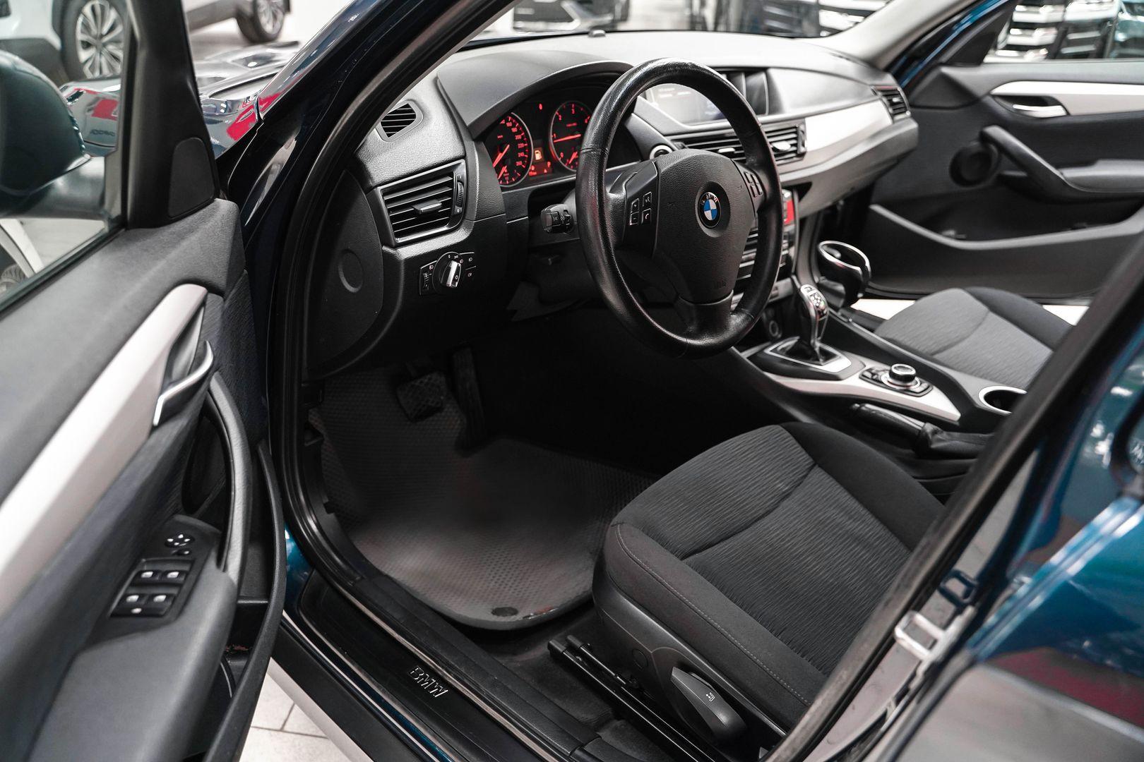 BMW X1 2013, синий, ДЦ Орехово