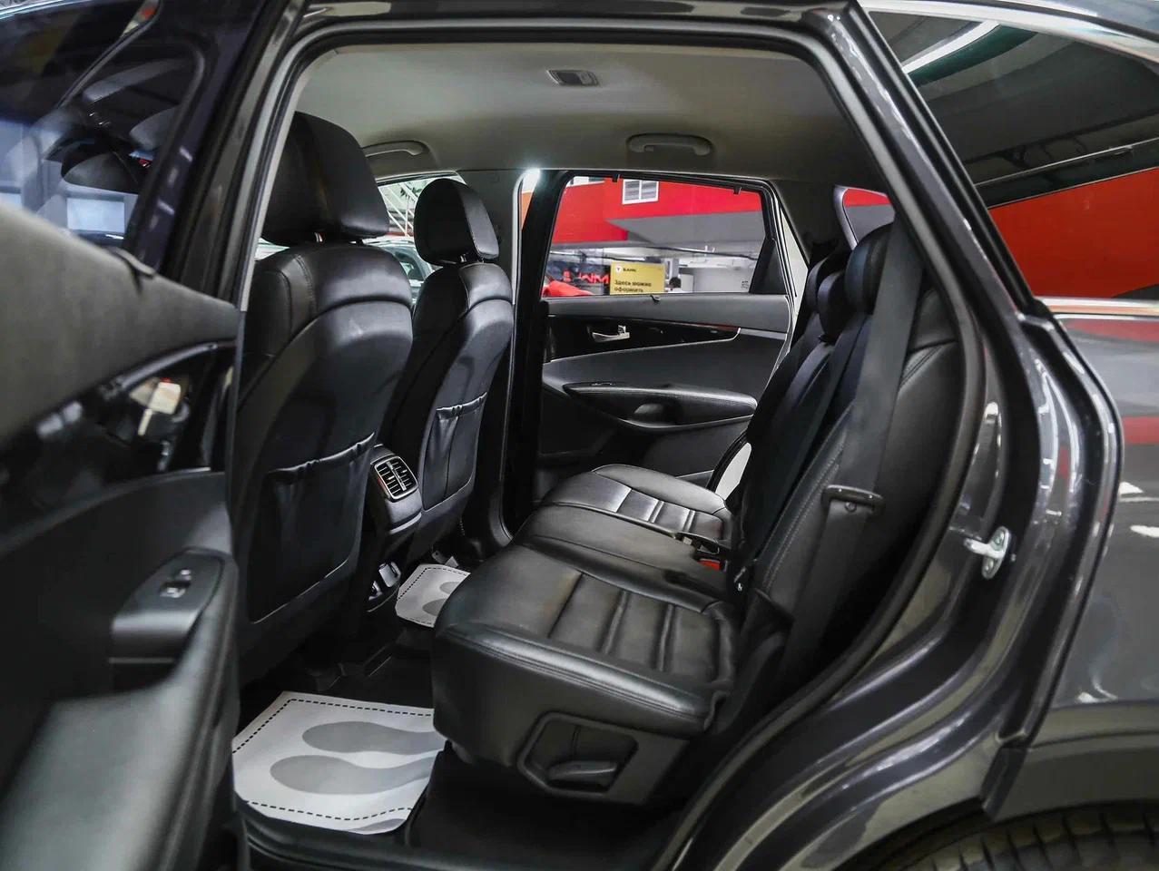 Kia Sorento 2015, серый, ДЦ Орехово