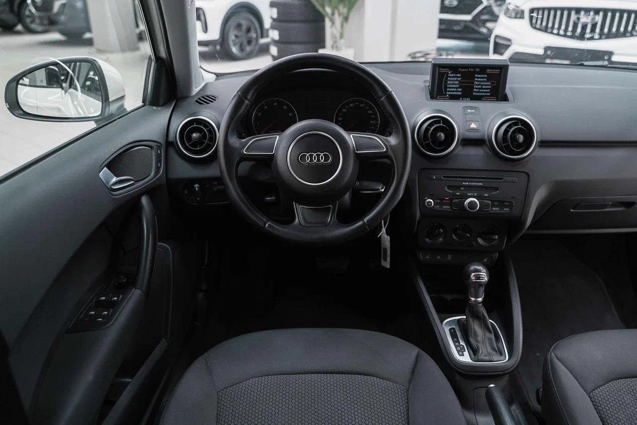 Audi A1 2014, белый, ДЦ Орехово