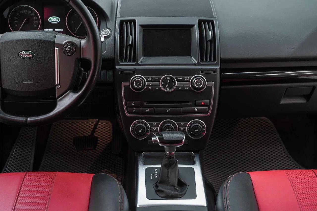Land Rover Freelander 2013, белый, ДЦ Орехово