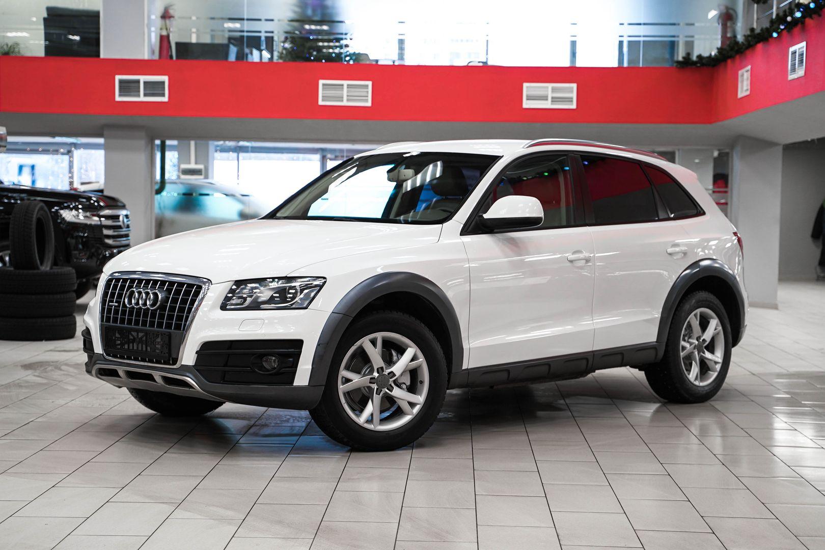 Audi Q5 2011, белый, ДЦ Орехово