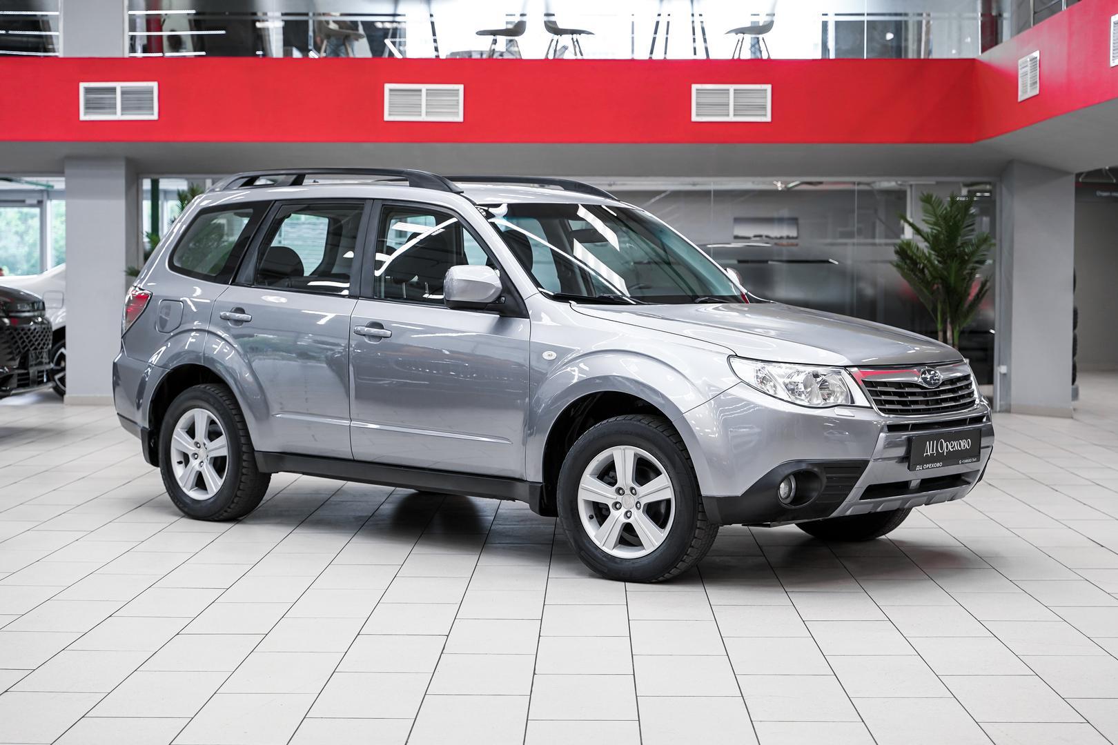 Subaru Forester 2008, серебряный, ДЦ Орехово