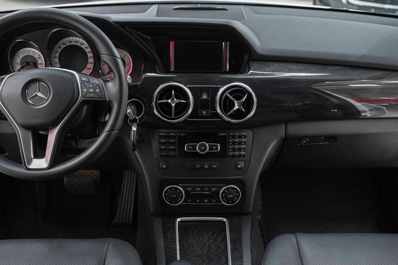 Mercedes-Benz GLK-Класс 2014, белый, ДЦ Орехово