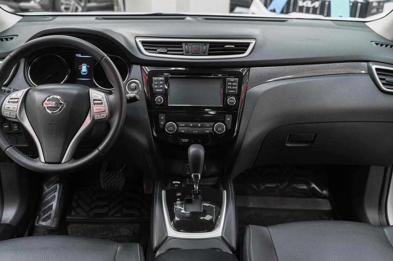Nissan X-Trail 2016, серебряный, ДЦ Орехово