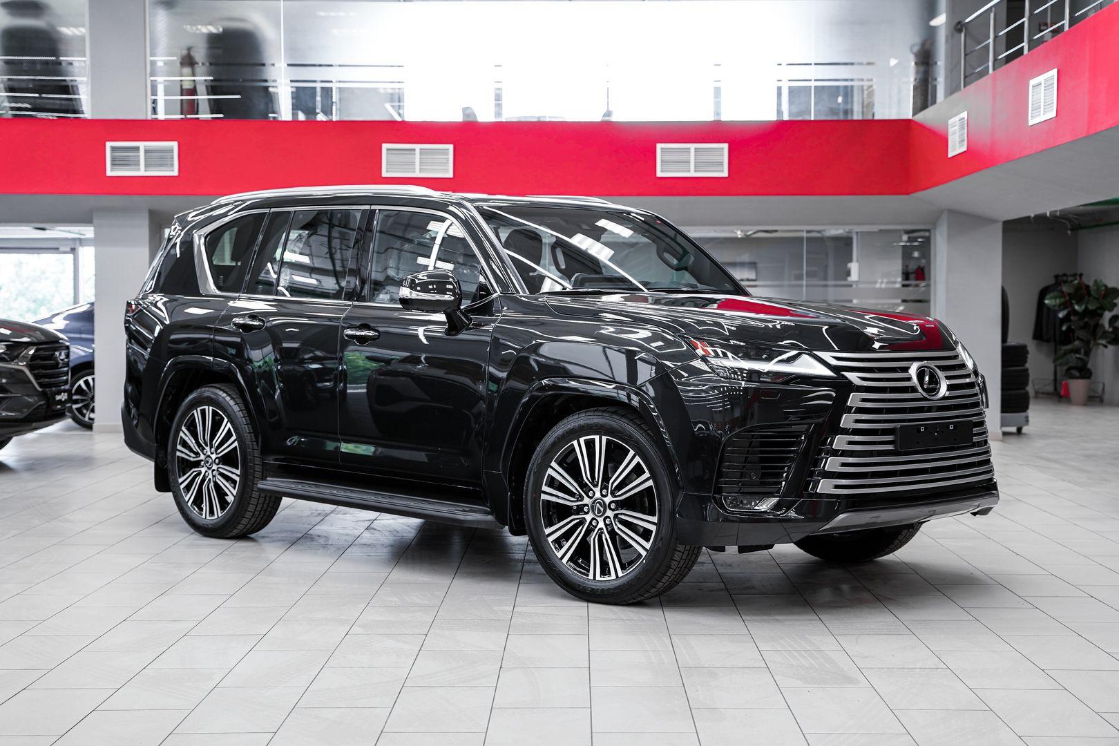 Lexus LX 2024, черный, ДЦ Орехово
