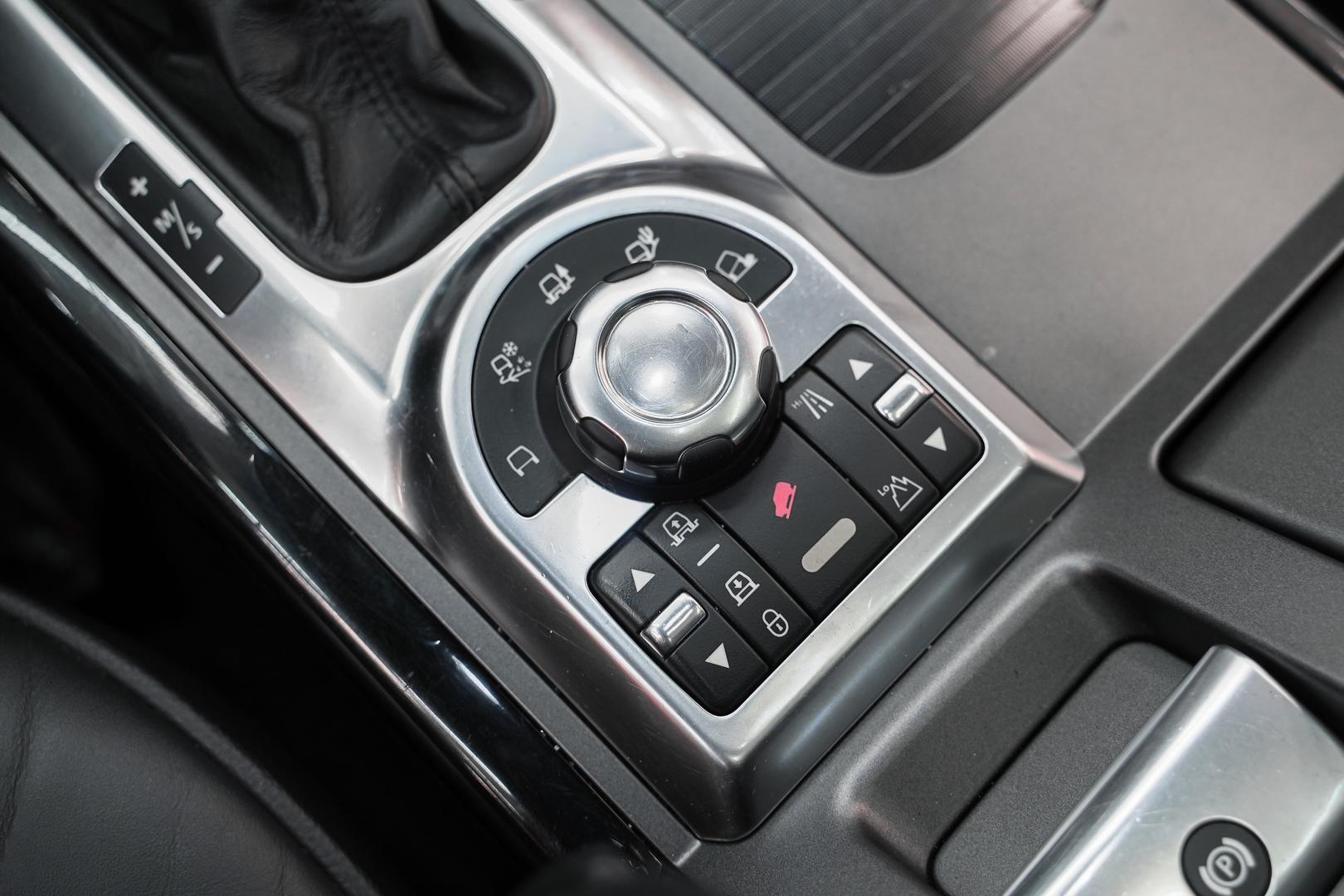 Land Rover Range Rover 2010, черный, ДЦ Орехово