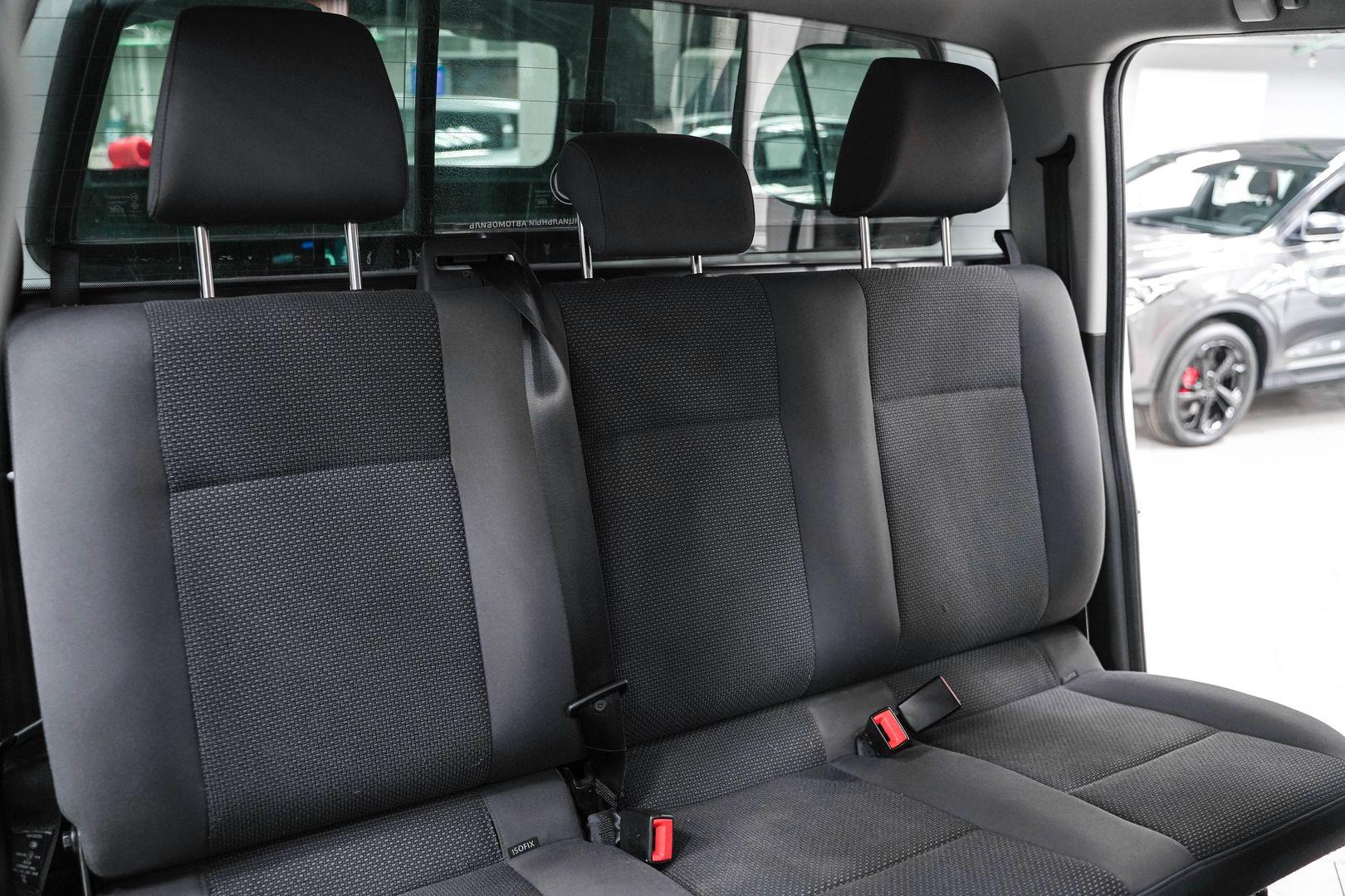 Volkswagen Amarok 2013, белый, ДЦ Орехово