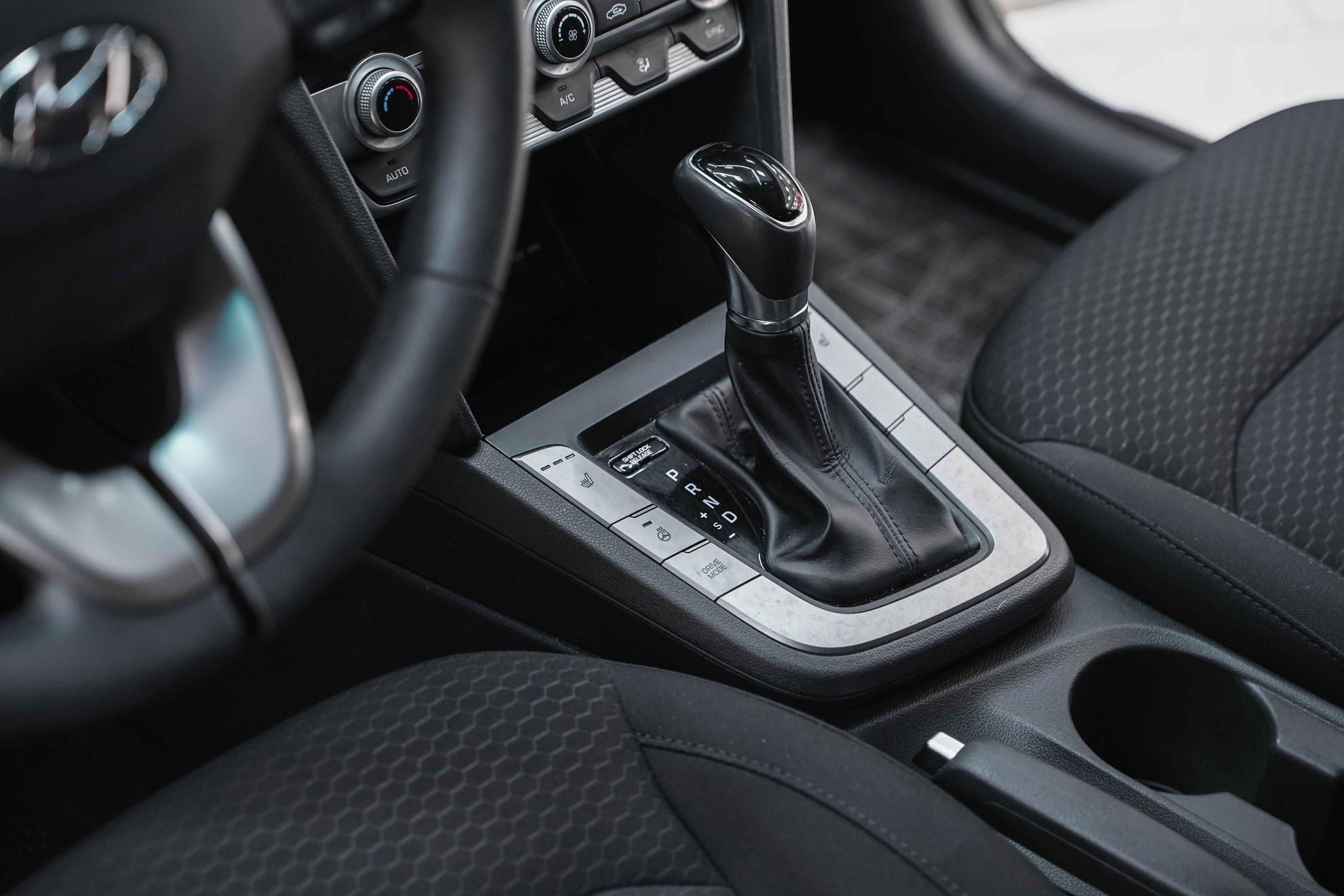 Hyundai Elantra 2019, белый, ДЦ Орехово