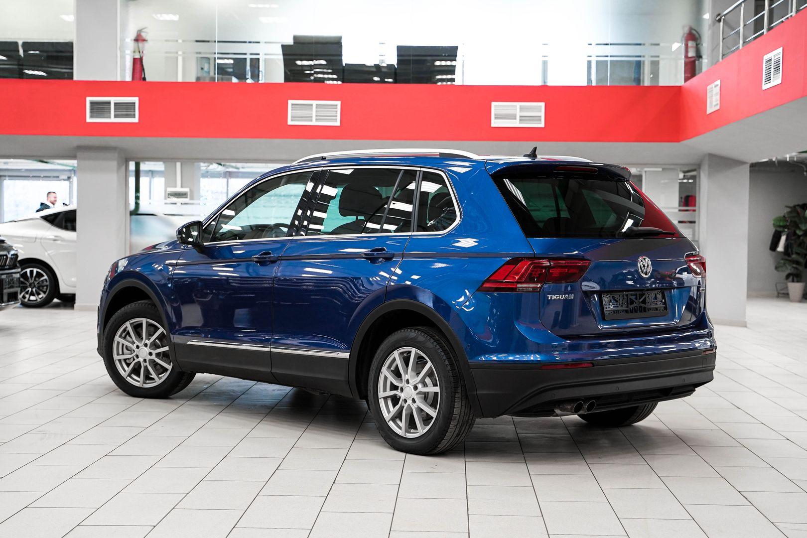 Volkswagen Tiguan 2019, синий, ДЦ Орехово