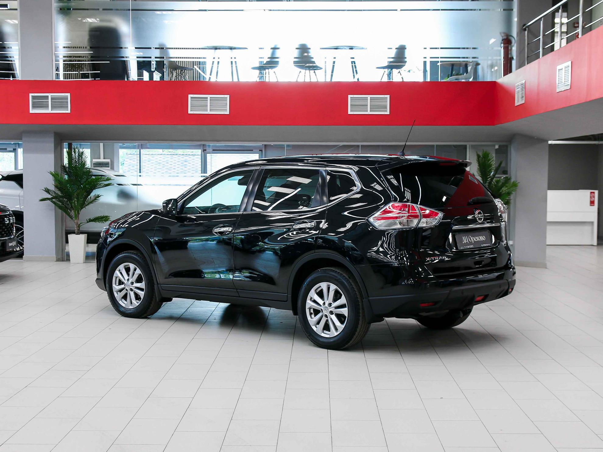 Nissan X-Trail 2016, черный, ДЦ Орехово