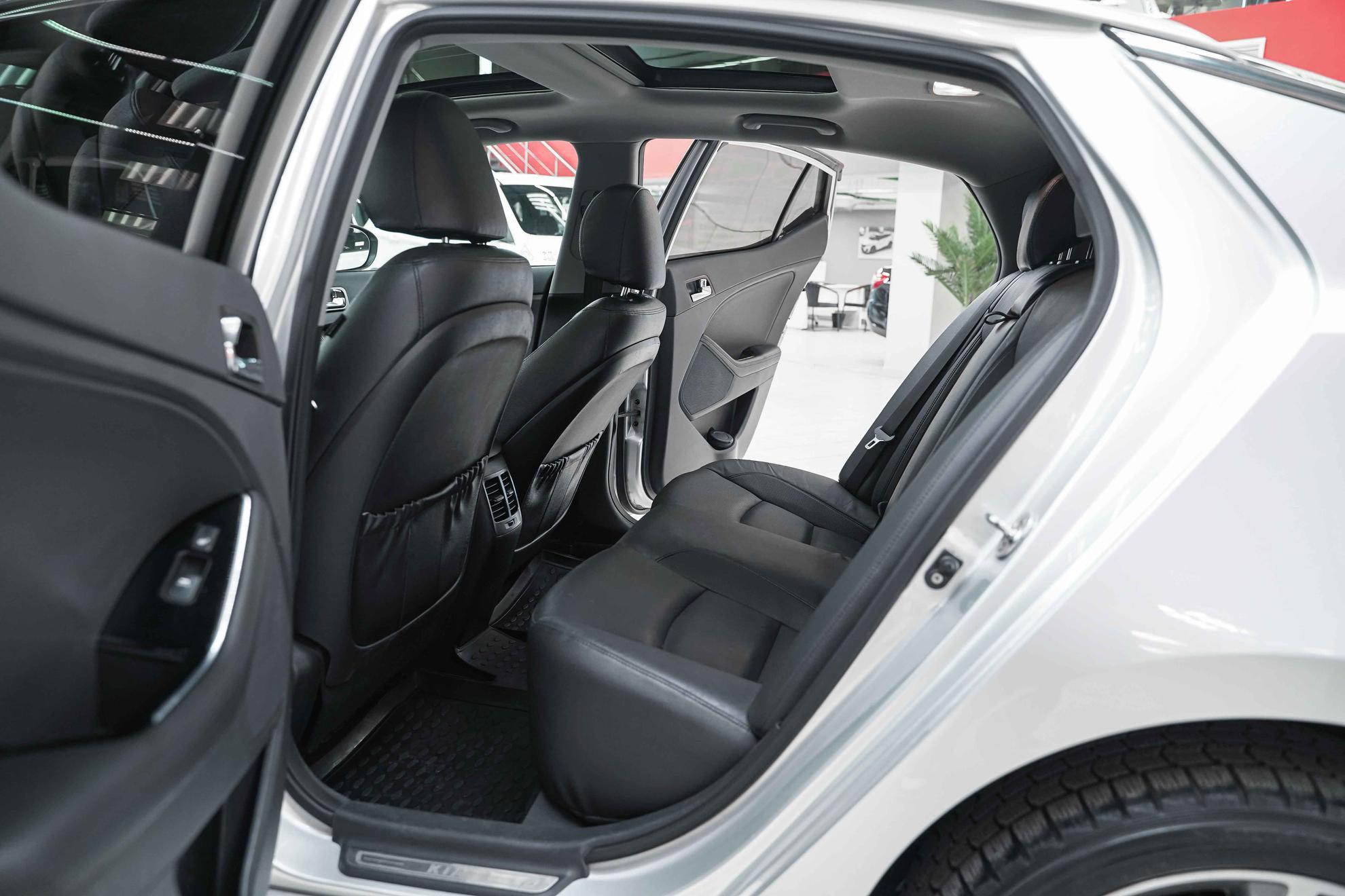 Kia Optima 2014, серебряный, ДЦ Орехово