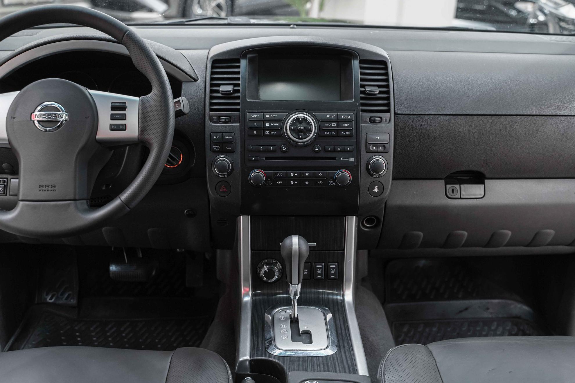 Nissan Pathfinder 2010, черный, ДЦ Орехово
