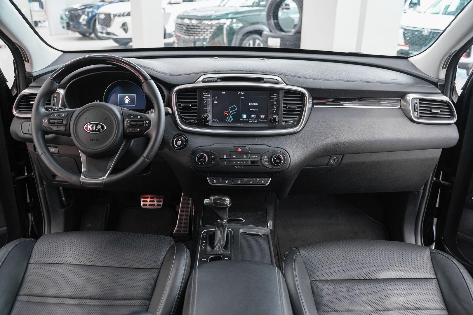 Kia Sorento 2017, черный, ДЦ Орехово
