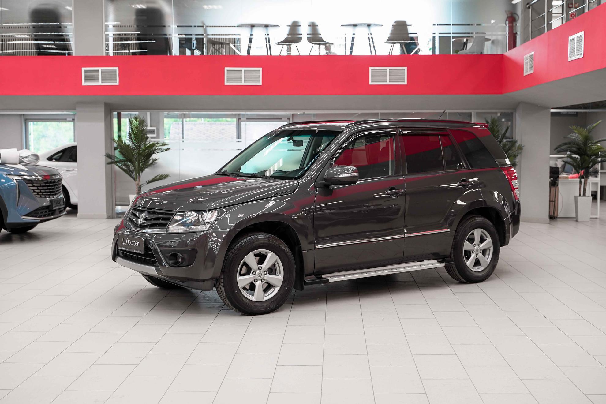 Suzuki Grand Vitara 2013, серый, ДЦ Орехово