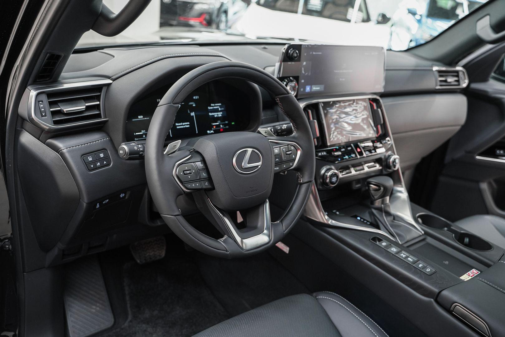 Lexus LX 2025, черный, ДЦ Орехово