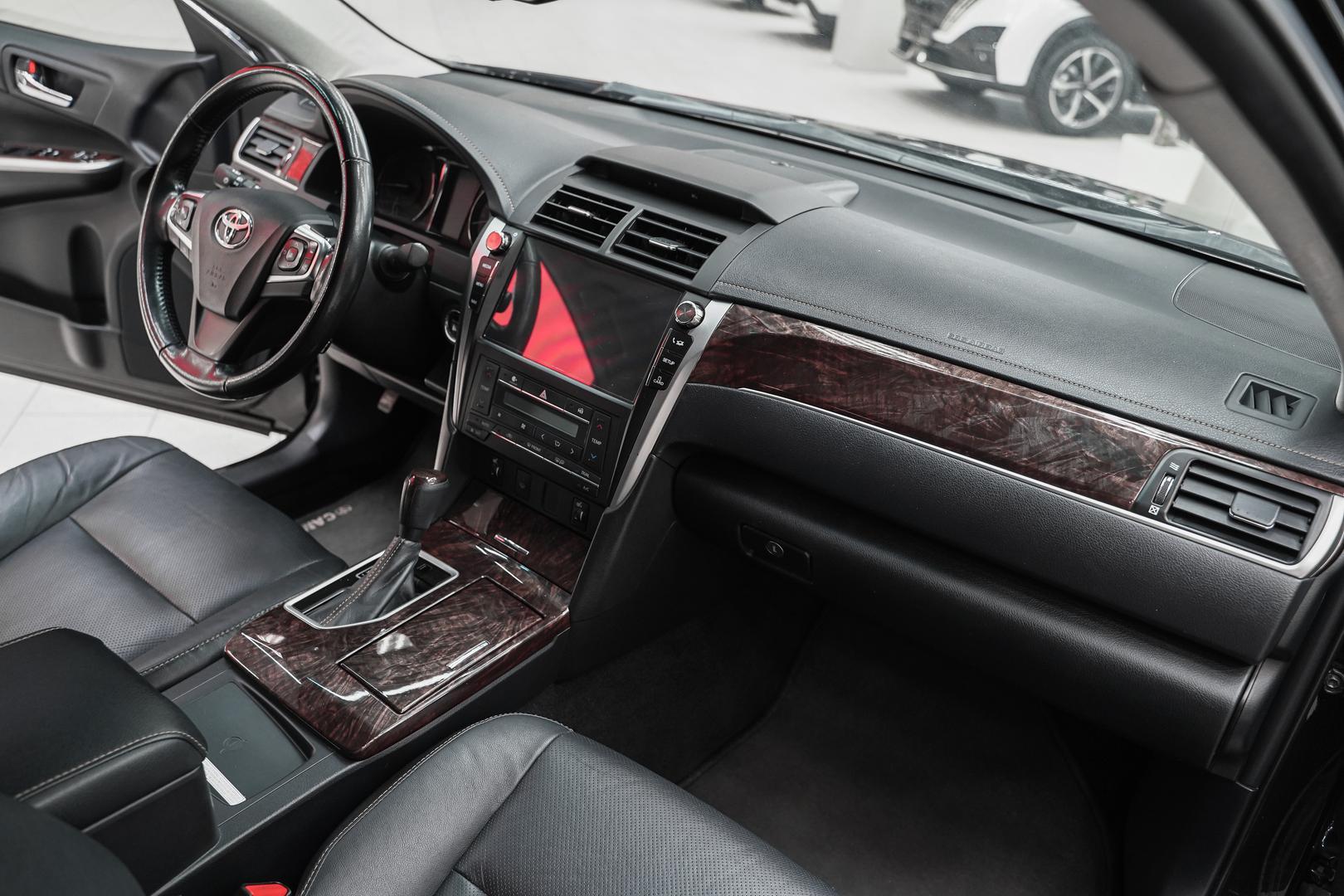 Toyota Camry 2017, черный, ДЦ Орехово